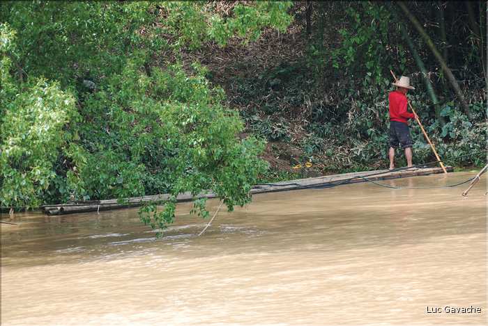 La petite ville de Yangshuo sur les rives de la rivière Lijiang. (75)