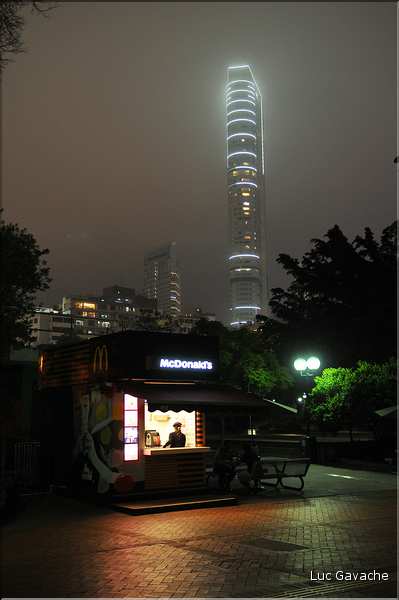 Hong Kong by night (10)