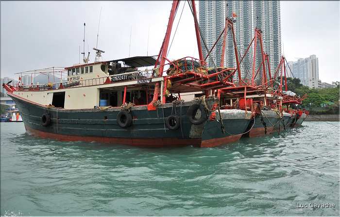 L'ancien port de Aberdeen abrite encore une petite flotte de pêche. Hong Kong. (25)