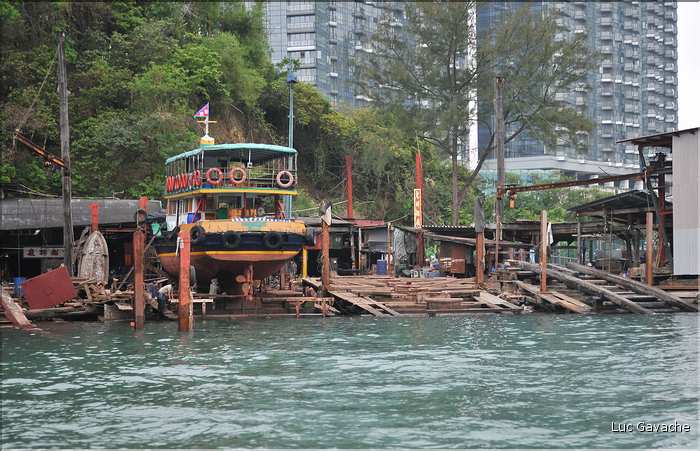 L'ancien port de Aberdeen abrite encore une petite flotte de pêche. Hong Kong. (29)