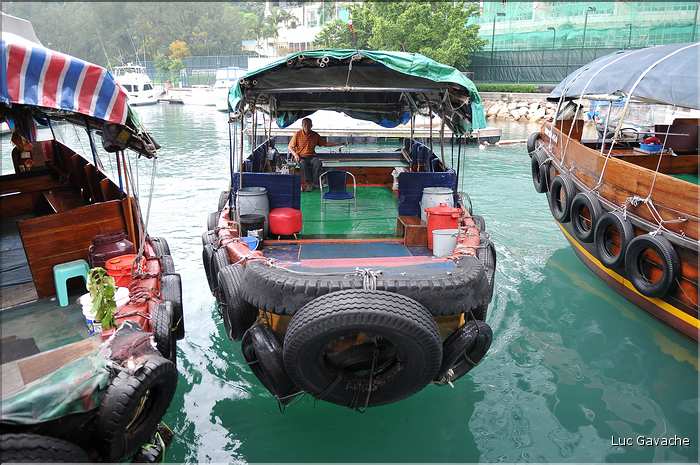 L'ancien port de Aberdeen abrite encore une petite flotte de pêche. Hong Kong. (38)