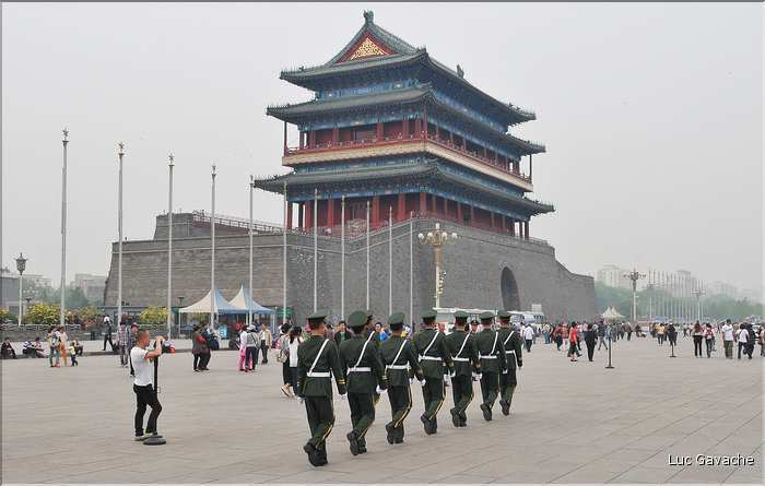 Place Tian An Men. (1)
