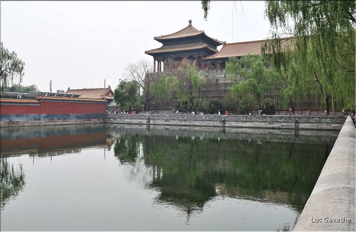 La cité interdite fut réalisée par la dynastie Ming au début du XV ème siècle. (4)