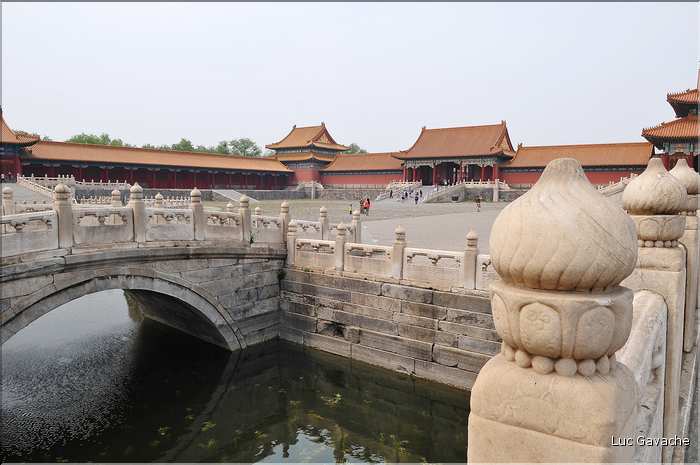 La cité interdite fut réalisée par la dynastie Ming au début du XV ème siècle. (7)