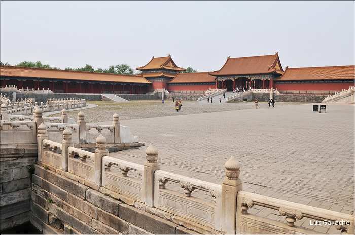 La cité interdite fut réalisée par la dynastie Ming au début du XV ème siècle. (9)