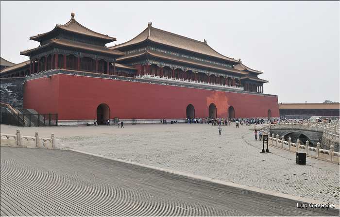 La cité interdite fut réalisée par la dynastie Ming au début du XV ème siècle. (15)