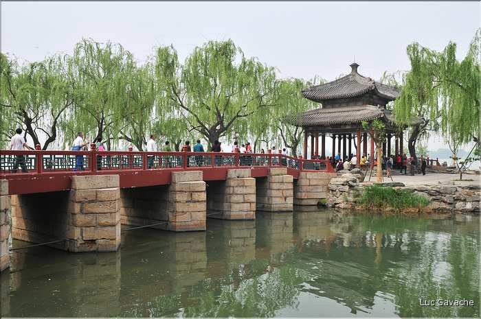 Le palais d'été fut la résidence des empereurs Qing, la dernière dynastie de Chine. (11)