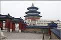 Le temple du ciel fut utilisé par les dynasties Ming et Qing pour célébrer les solstices d'hiver et d'été. (29)