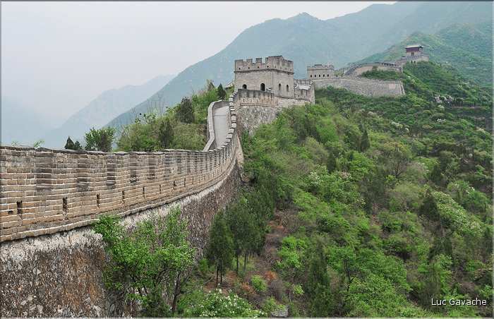 Juyongguan, dans la région de Pékin,  est l'une des portions de la grande muraille. (19)