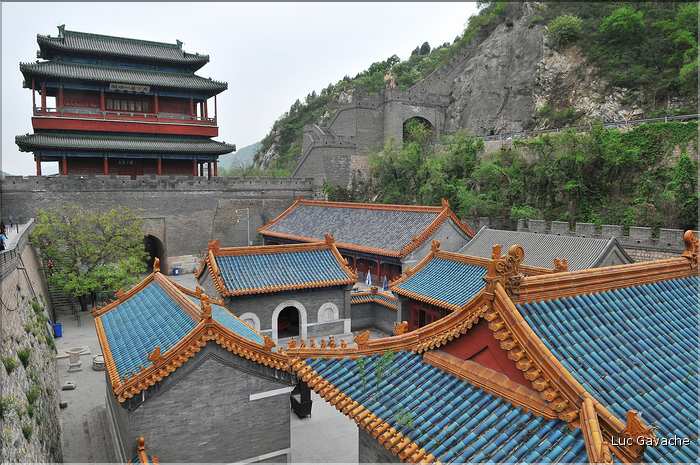 Juyongguan, dans la région de Pékin,  est l'une des portions de la grande muraille. (41)