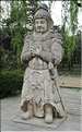 La voie des esprits permettait l'accès aux tombeaux Ming. Elle est composée de 24 statues d'animaux et de 12 statues de sages. (18)