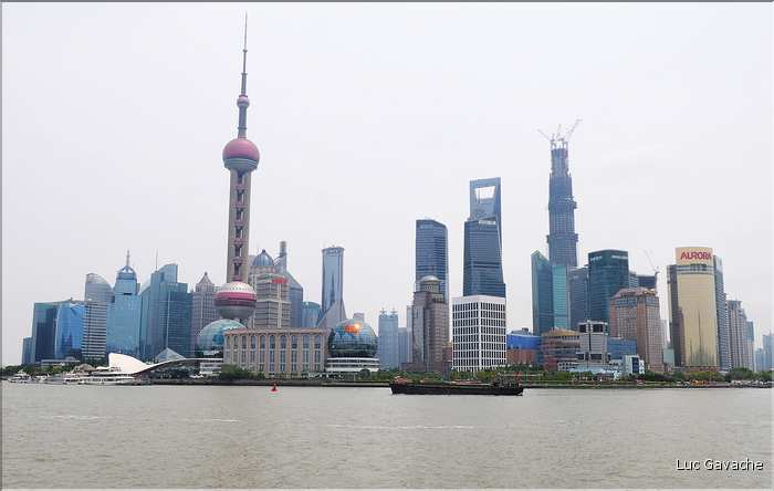 La célèbre ville moderne de Shanghai. (3)