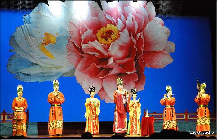 Spectacle traditionnel de la période Tang ''VII-IX siècle''. (36)