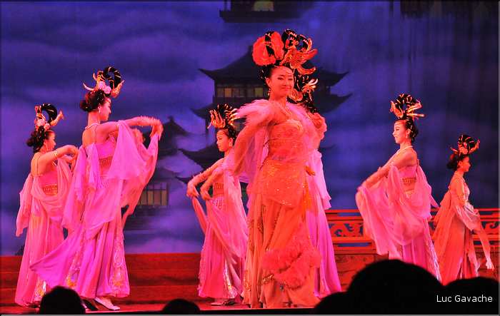 Spectacle traditionnel de la période Tang ''VII-IX siècle''. (44)