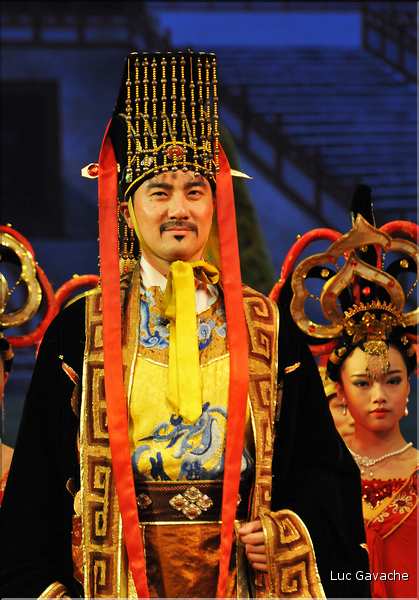 Spectacle traditionnel de la période Tang ''VII-IX siècle''. (77)