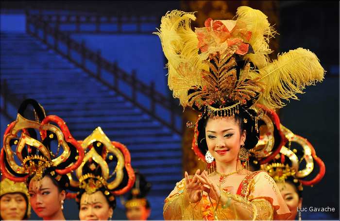 Spectacle traditionnel de la période Tang ''VII-IX siècle''. (82)