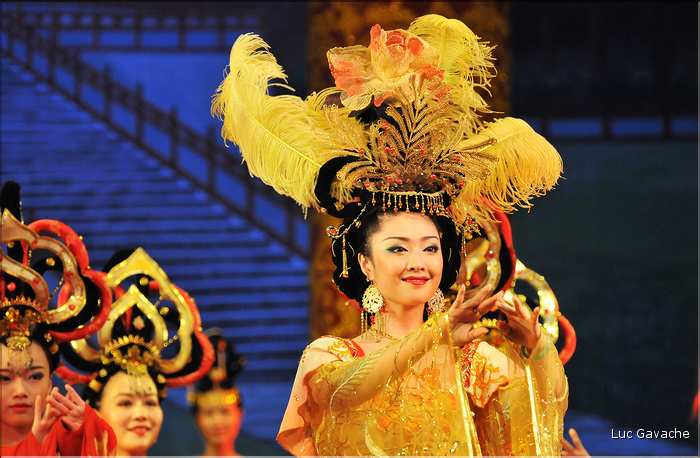 Spectacle traditionnel de la période Tang ''VII-IX siècle''. (83)