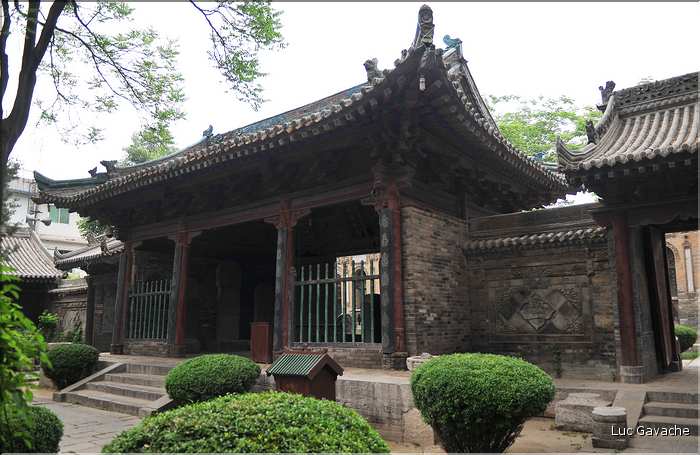 La grande Mosquée de Xi'an de style sino-arabe date de la période Tang ''VIII siècle''. (12)