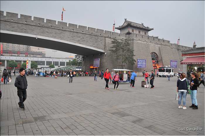 Les remparts de Xi'an remontent à la période Ming ''XIV ème siècle''.