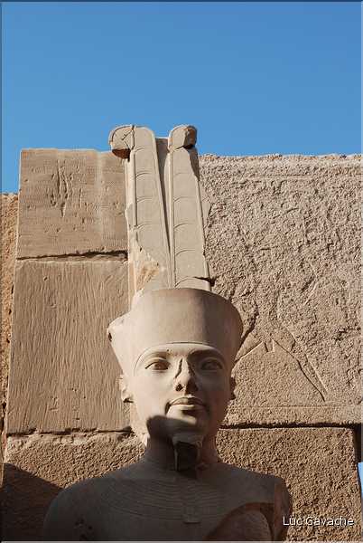 Statue du temple de Karnak à Louxor (3)