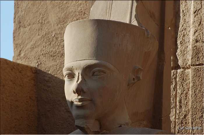 Statue du temple de Karnak à Louxor (4)