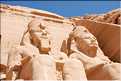 Le grand temple d'Abou Simbel est dédié à Ramses II et a été édifié par lui au XIII éme siécle av. J.C. (28)