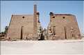 Le temple de Louxor commença à étre édifié vers 1400 av. J.C. (2)