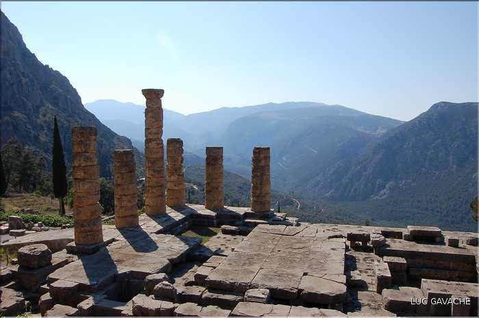La citée Anthique de Delphes (3)