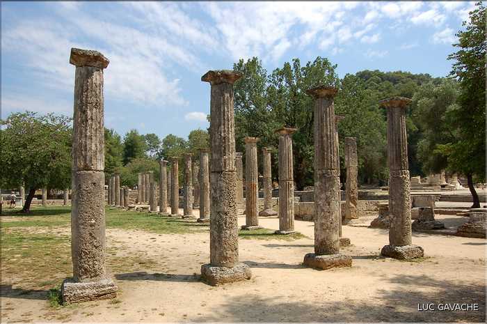 Le site d'Olympie acceuillit les jeux du même nom, à partire de 776 av. J.C. (3)