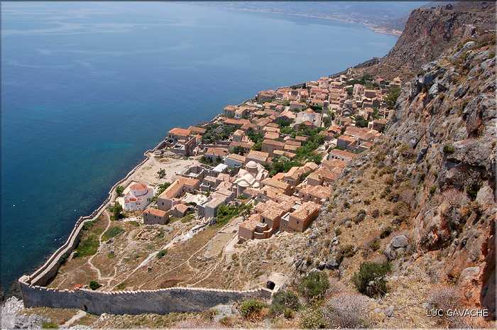 Dans le Sud du Péloponnèse la petit ville fortifiée Monemvasia (6)