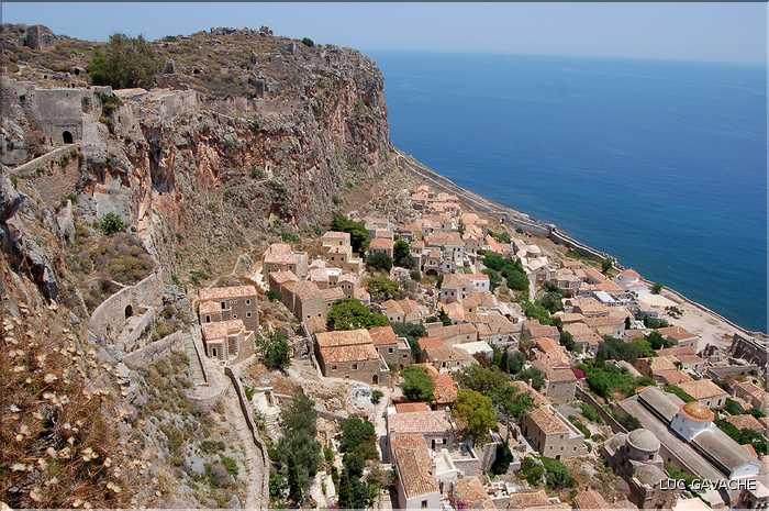 Dans le Sud du Péloponnèse la petit ville fortifiée Monemvasia (10)
