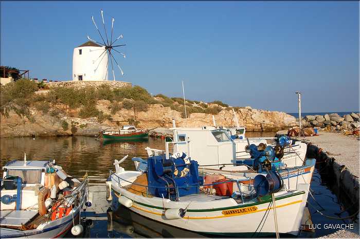 Ville de Parikia sur l'île de Paros, les Cyclades (11)