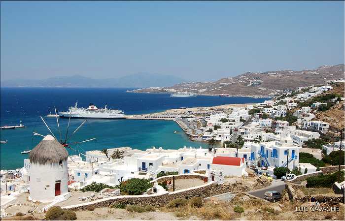 Ville de Mykonos sur l'île du même nom, les Cyclades (1)