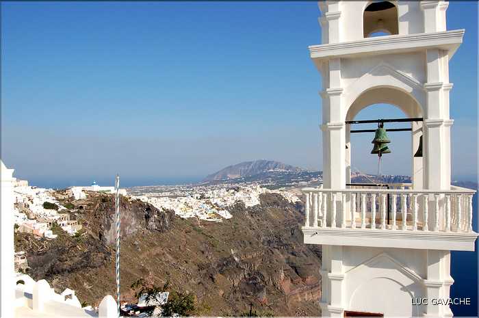 ville de Théra sur l'île de Santorin, les Cyclades (5)