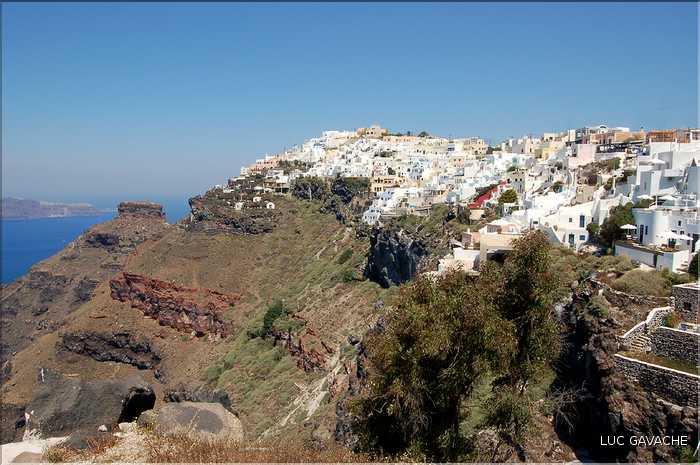ville de Théra sur l'île de Santorin, les Cyclades (7)