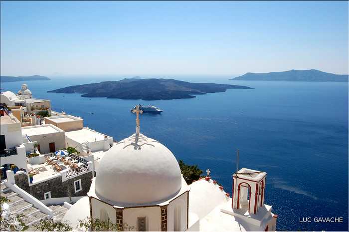 ville de Théra sur l'île de Santorin, les Cyclades (16)