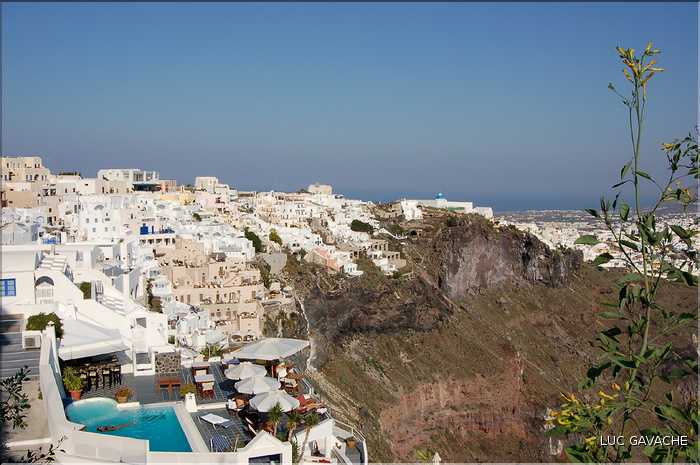 ville de Théra sur l'île de Santorin, les Cyclades (18)