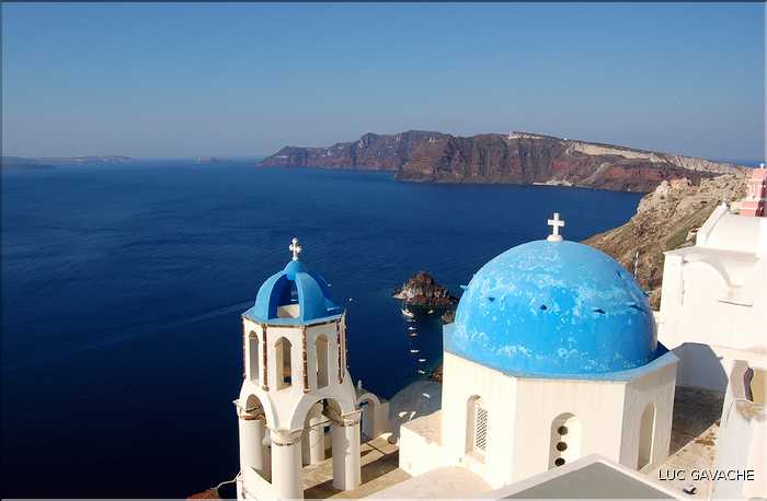 Ville de Oia sur l'île de Santorin, les Cyclades (28)