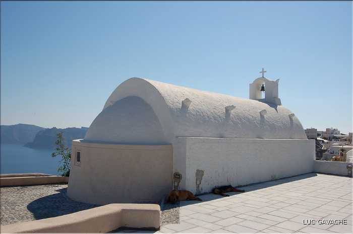 Ville de Oia sur l'île de Santorin, les Cyclades (45)