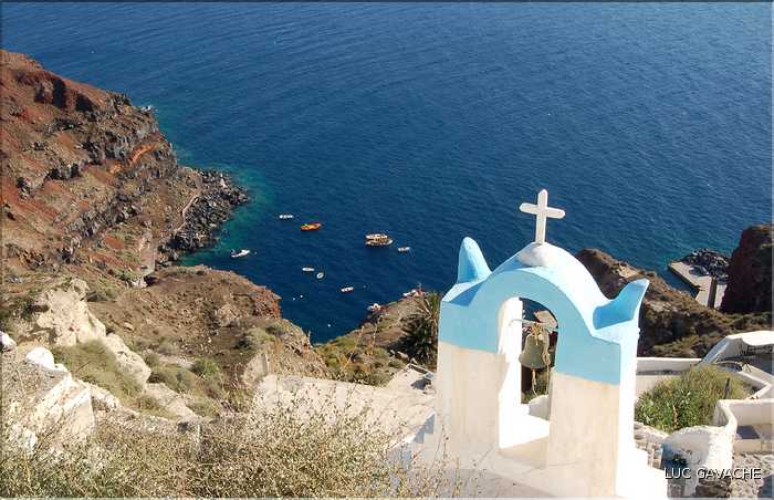 Ville de Oia sur l'île de Santorin, les Cyclades (59)