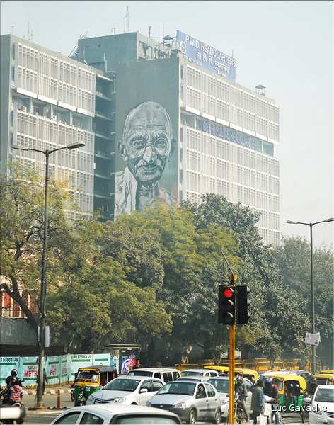 Gandhi est omniprésent à New Dehli.