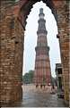 Le complexe de Qutub-Minar commença à être édifié par les Musulmans à la fin du XII ème siècle. (10)