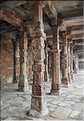 Le complexe de Qutub-Minar commença à être édifié par les Musulmans à la fin du XII ème siècle. (11)