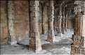 Le complexe de Qutub-Minar commença à être édifié par les Musulmans à la fin du XII ème siècle. (12)