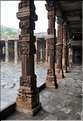 Le complexe de Qutub-Minar commença à être édifié par les Musulmans à la fin du XII ème siècle. (13)