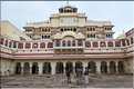 Le City Palace -XVIII ème siècle- est toujours habité par le Maharadja de Japur. (31)