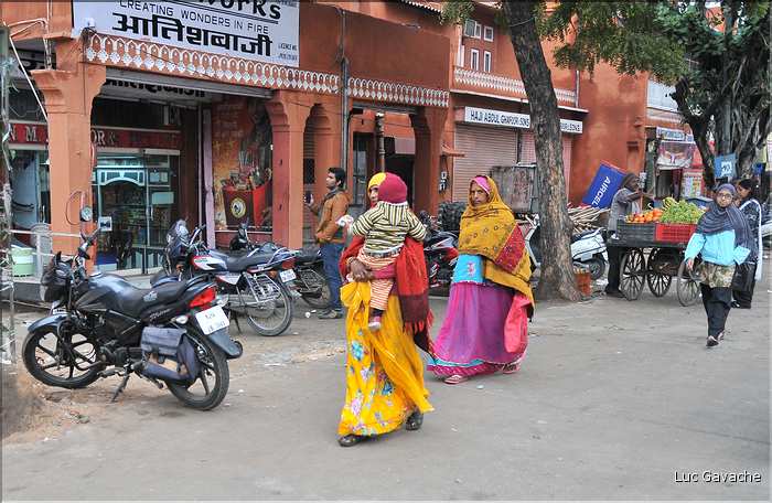 Scènes de vie dans la ville Rose de Japur, capitale du Rajasthan. (28)