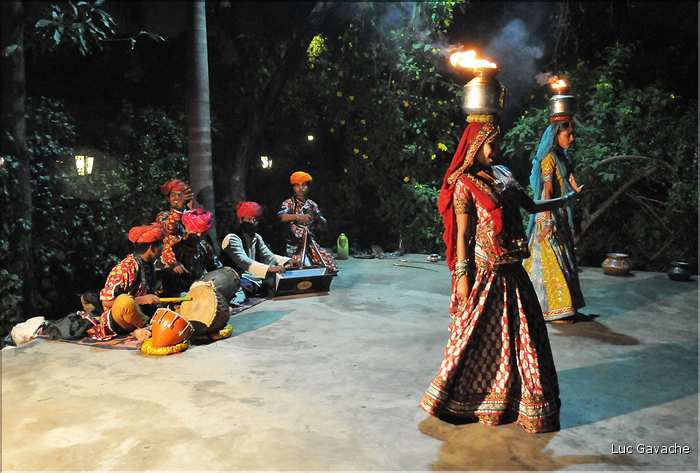 Spectacle traditionnel du Rajasthan. Japur. (1)