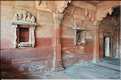 L'ancienne capitale de Fatehpur Sikril, érigée au XVI ème siècle, ne fut occupée que 10 ans par manque d'eau. (43)
