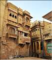 Ruelles et battisses dans l'enceinte de la forteresse de Jaisalmer. (3)